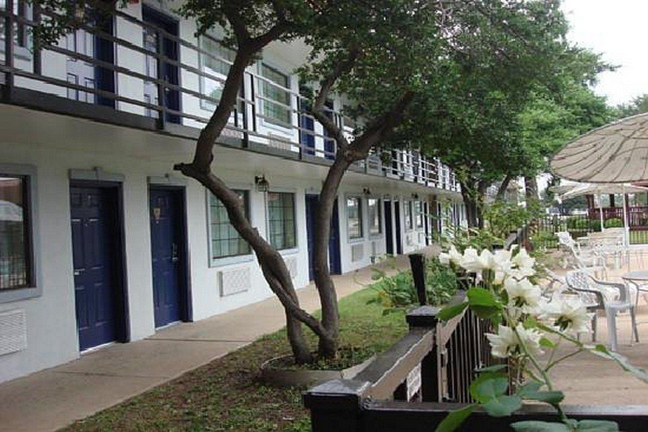 Richland Hills Americas Best Value Inn Fort Worth/Hurst מראה חיצוני תמונה